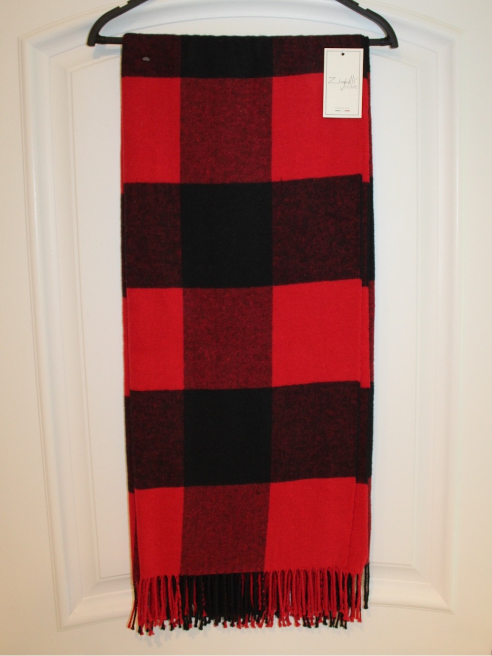 Buffalo plaid throw (NWT)